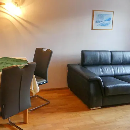 Amazing In Friesach-dürnstein W/ 2 Bedrooms Apartment