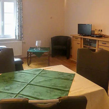 Amazing In Friesach-dürnstein W/ 2 Bedrooms Wiegen