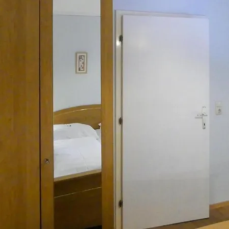 Amazing In Friesach-dürnstein W/ 2 Bedrooms * Wiegen